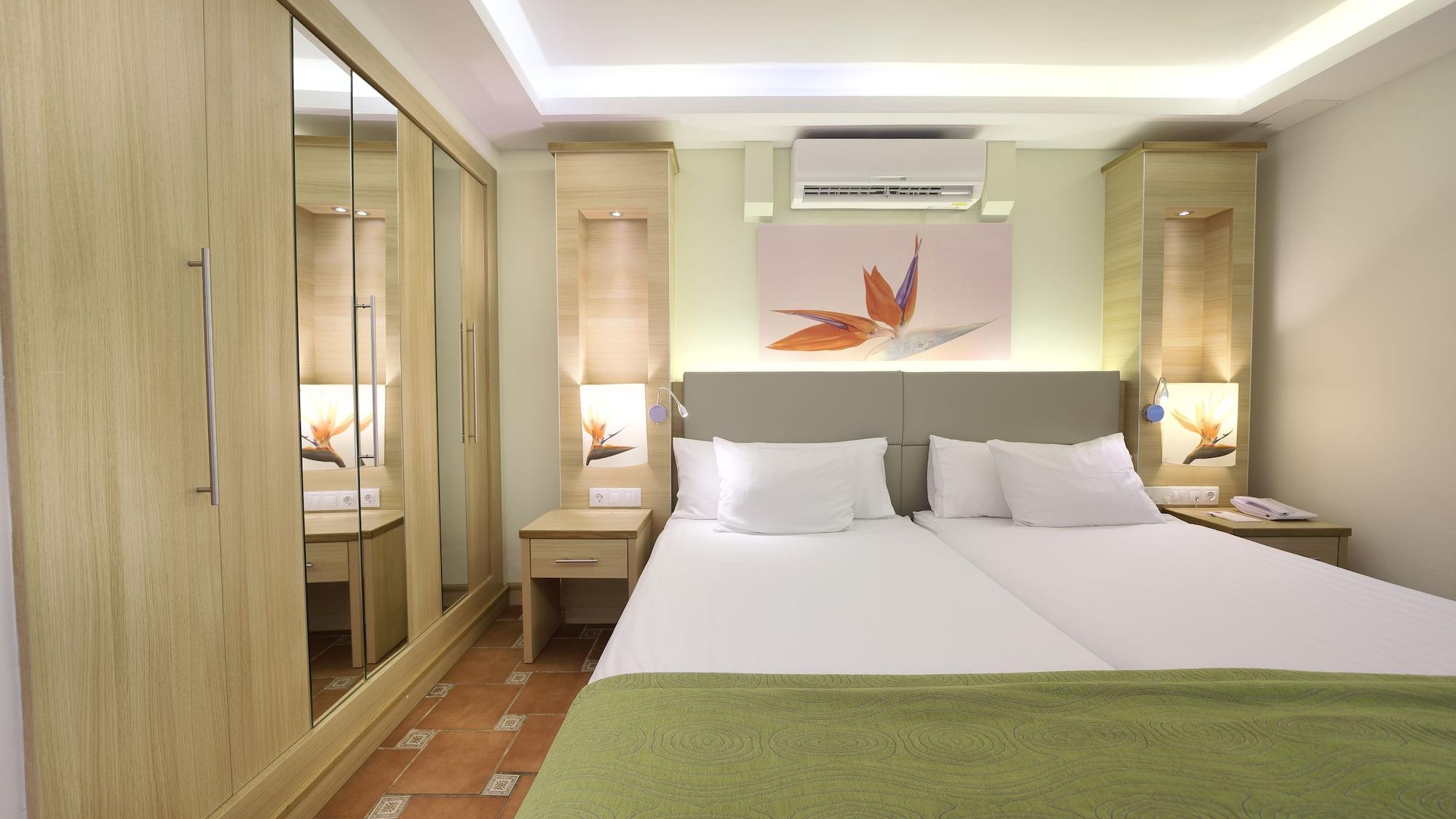 Bull Costa Canaria & Spa - Only Adults 4*