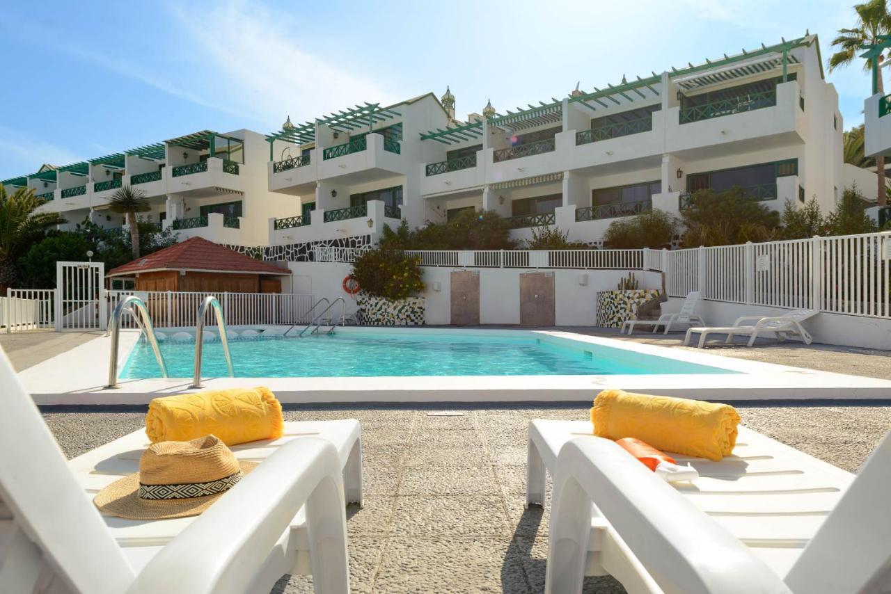 Delightful Front Apartment. Sunrise Views! Apartamento *