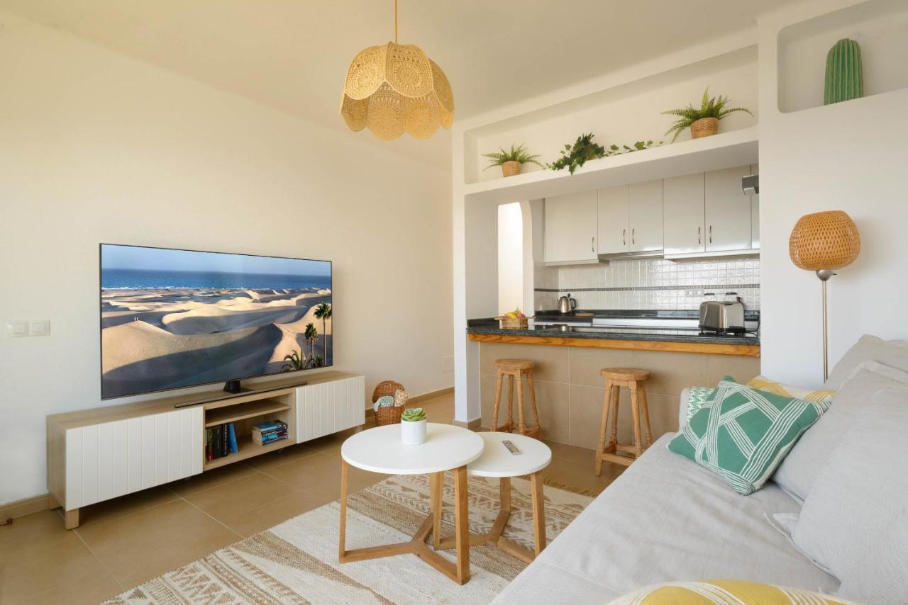 Delightful Front Apartment. Sunrise Views! Apartamento *