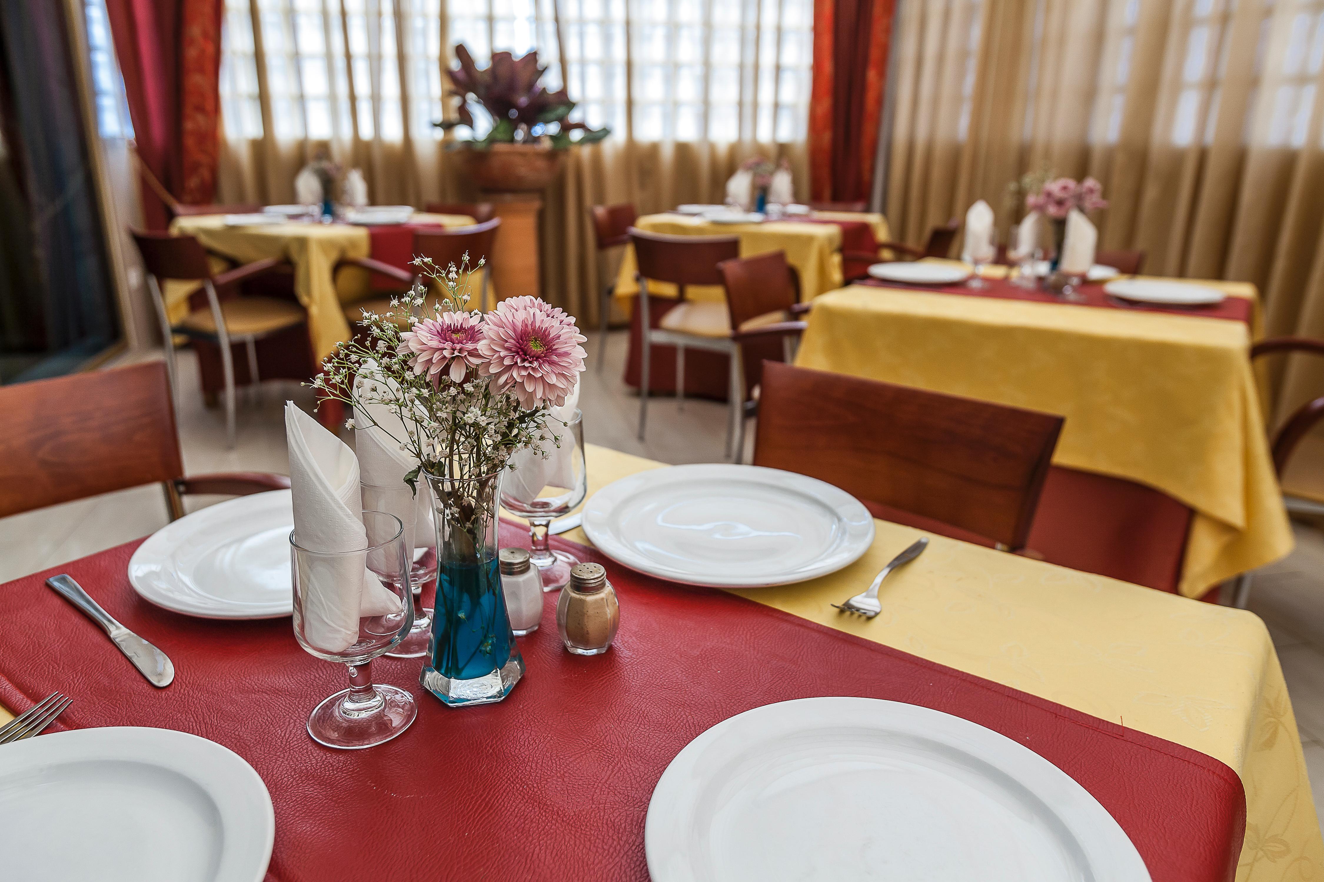 Hotel Bull Eugenia Victoria & 3*