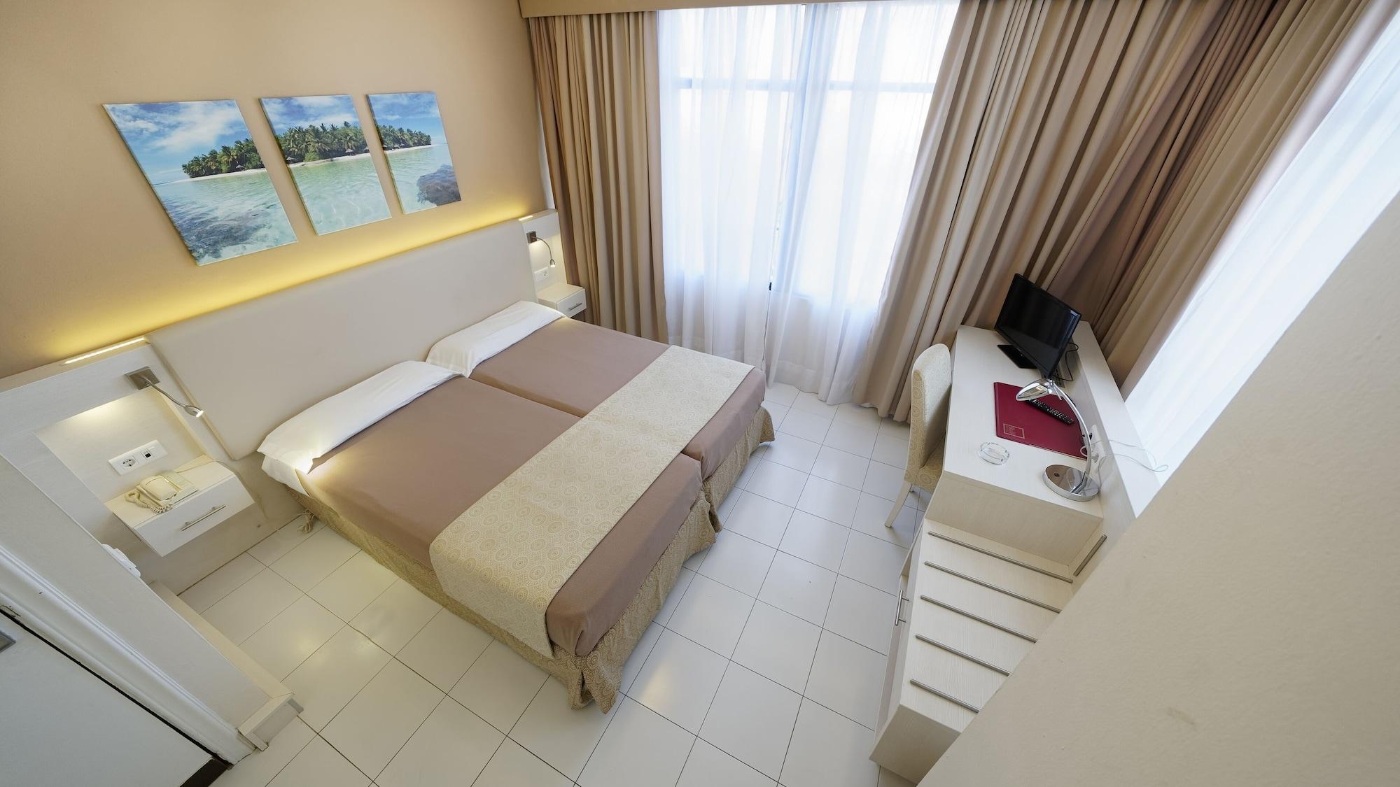 Hotel Bull Eugenia Victoria & 3*