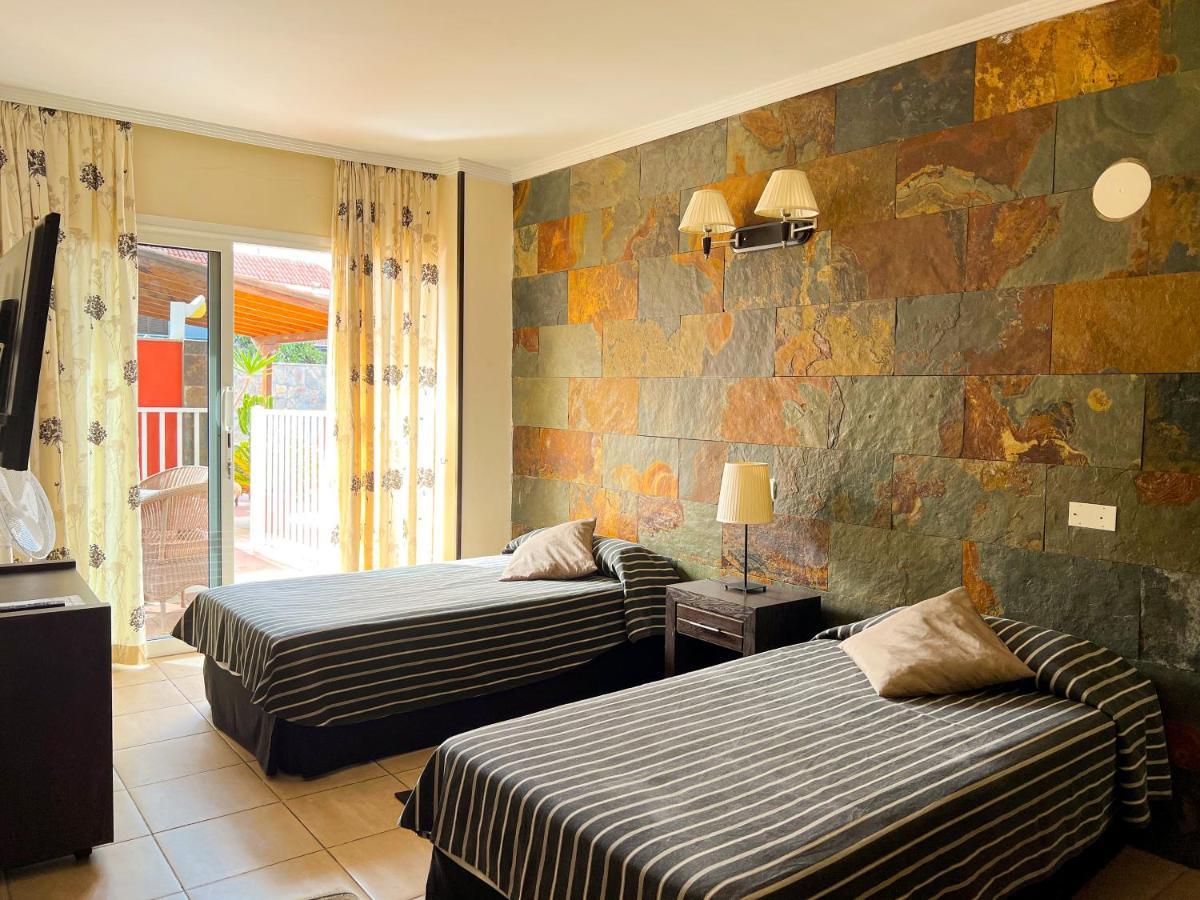 Hotel La Aldea 3*