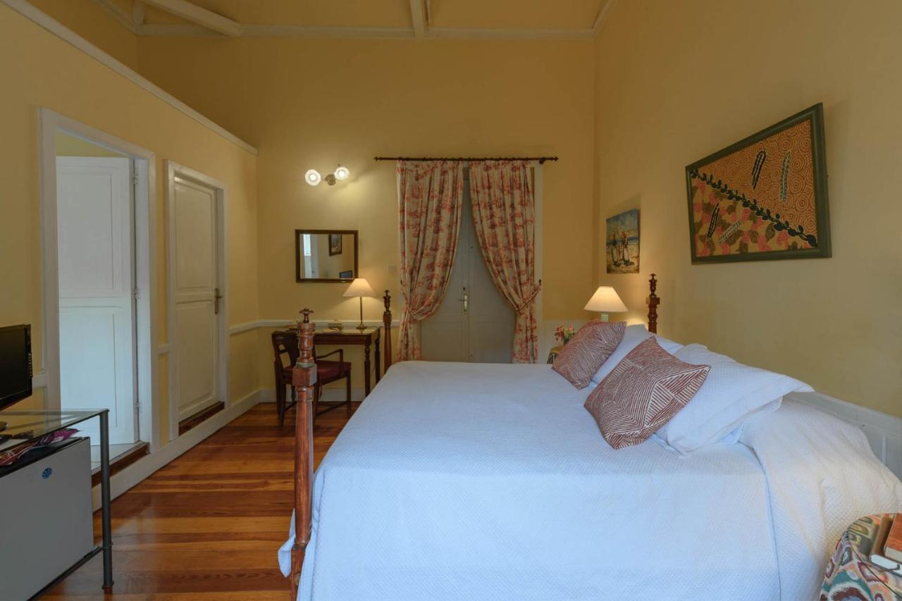 Rural Longueras 3*