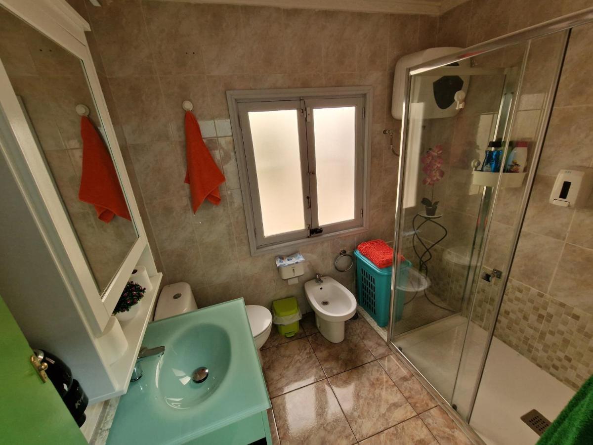 & - Airport Appartement
