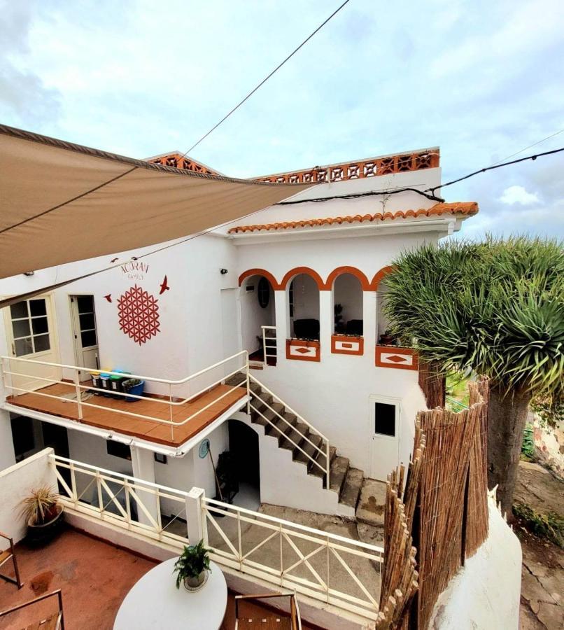 Pensión Acoran Family Guests House With Included Morning Yoga Practice