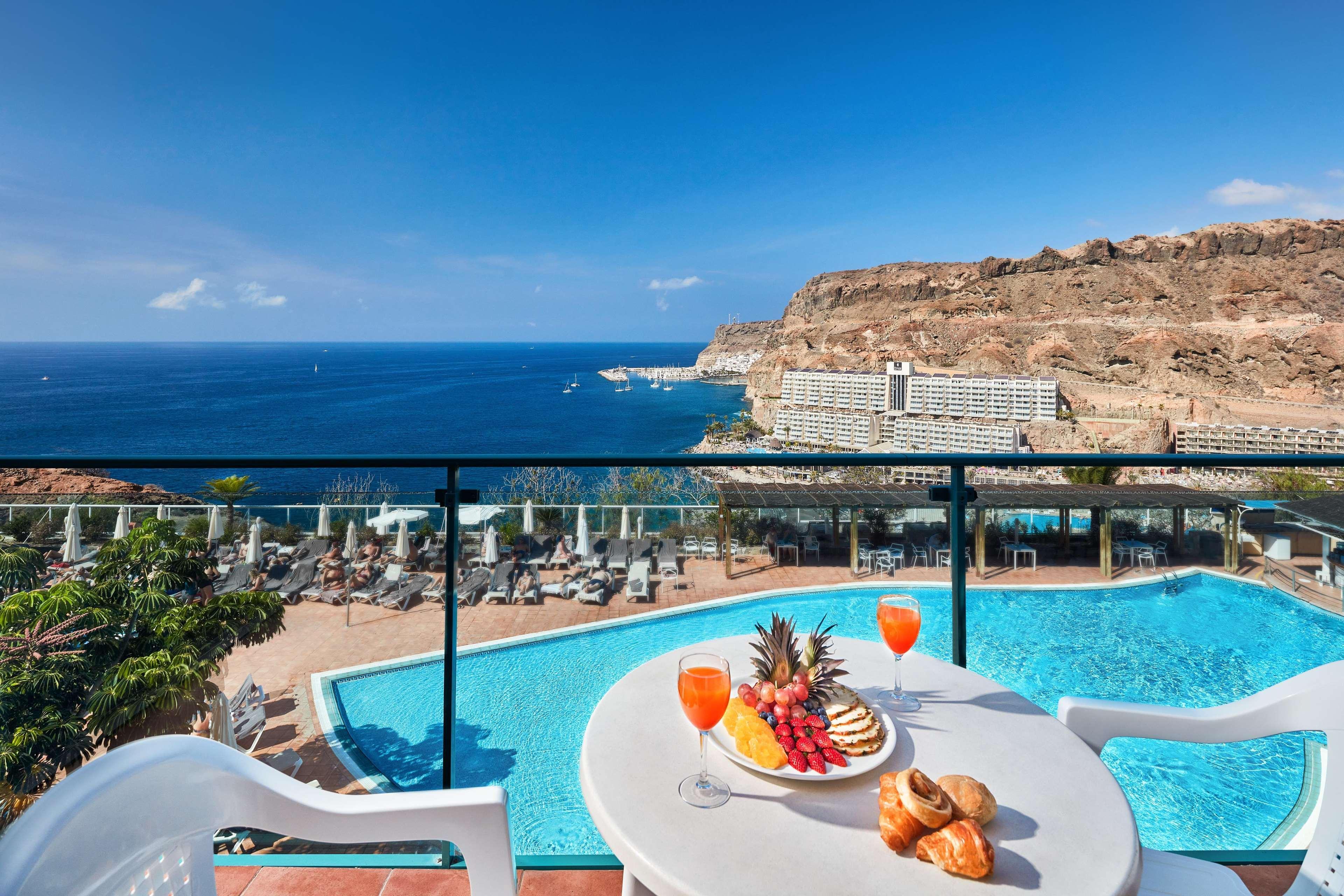 Mogan Princess & Club Taurito