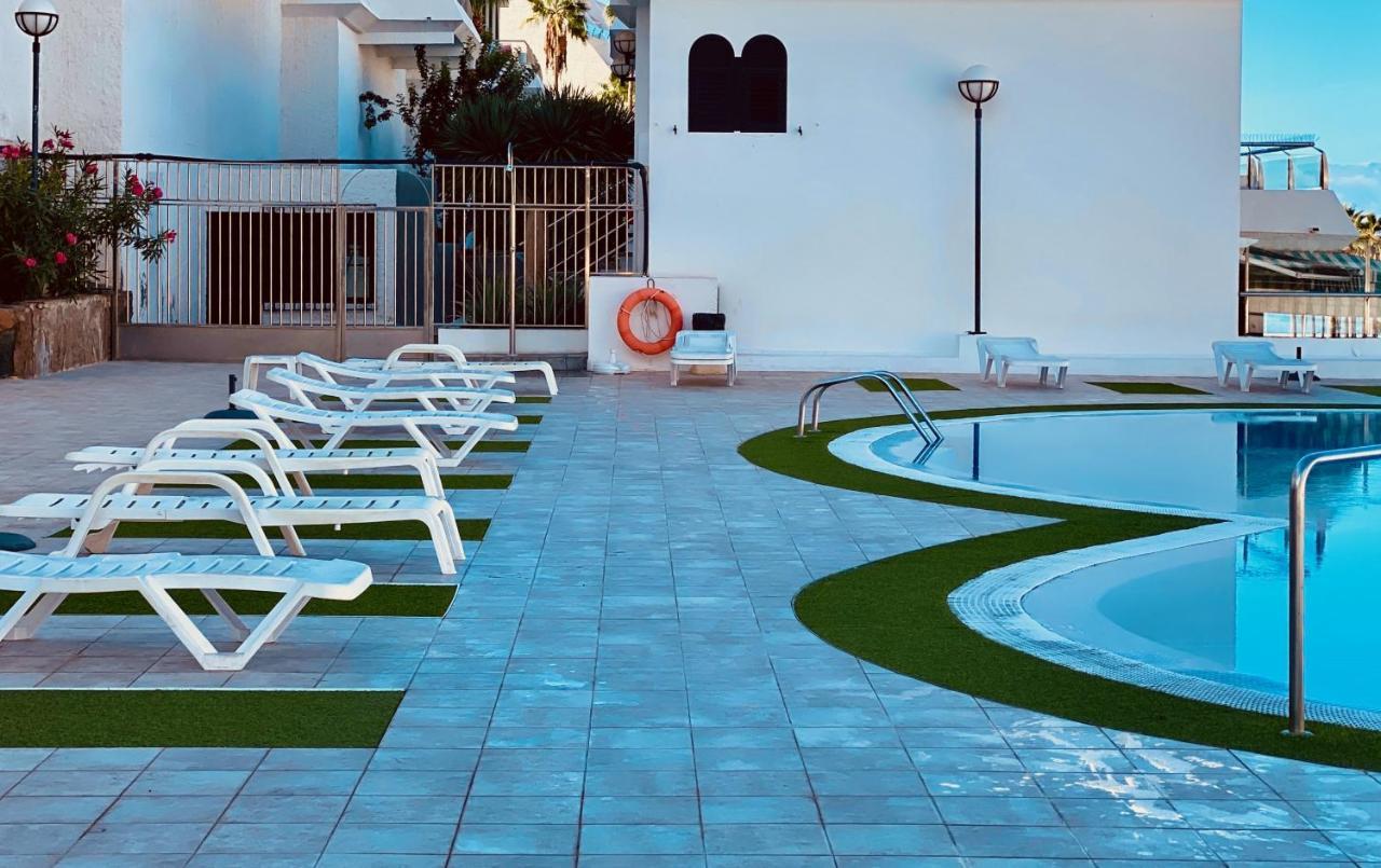 Flat With Terrace In Puerto Rico