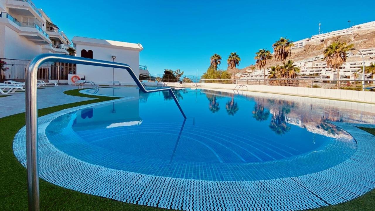Flat With Terrace In Puerto Rico Mogan