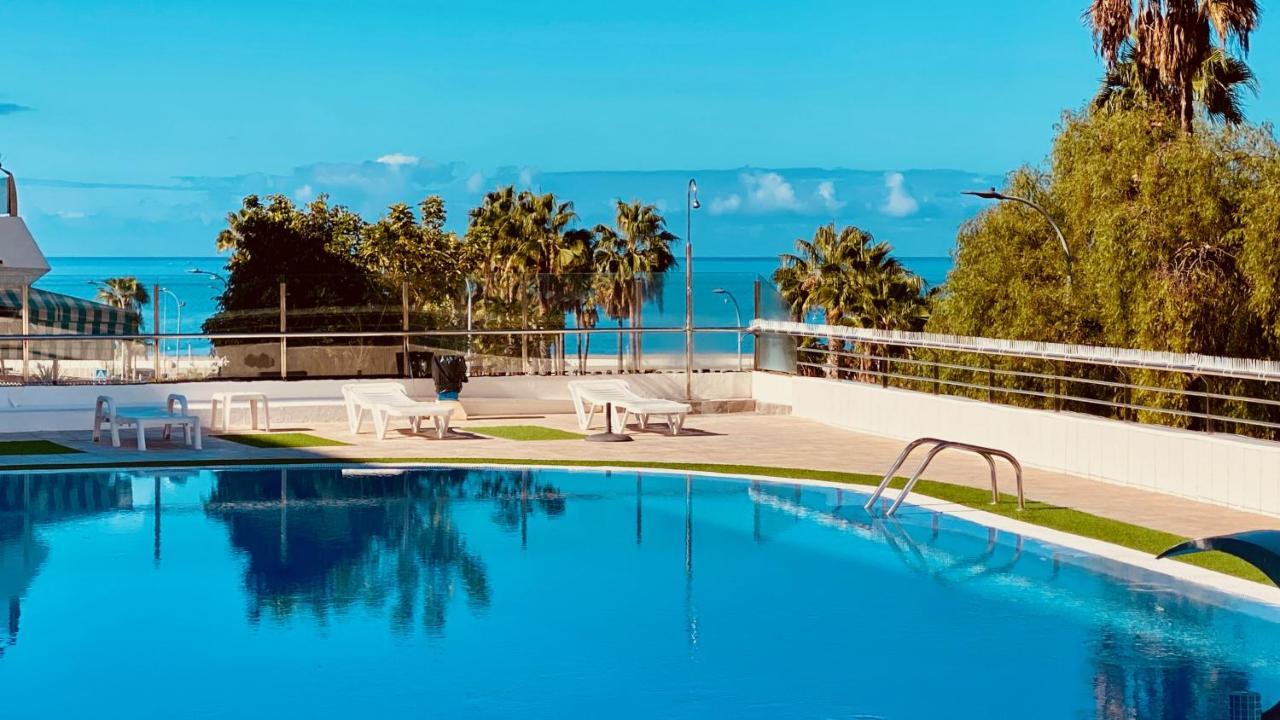 Flat With Terrace In Puerto Rico *