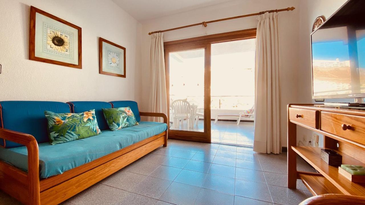 Flat With Terrace In Puerto Rico Apartment *