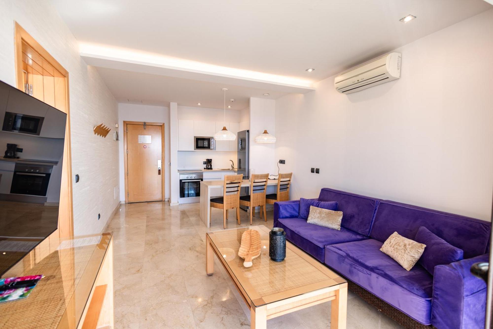 Aparthotel Serenity Amadores