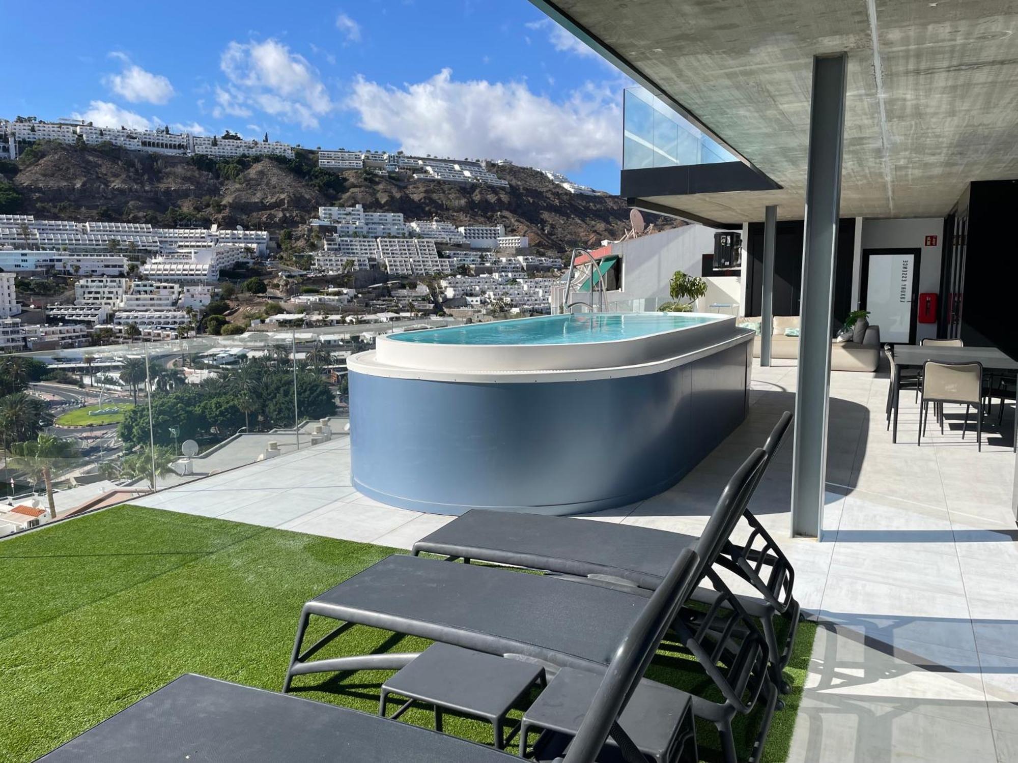 The One Luxury Appartement *