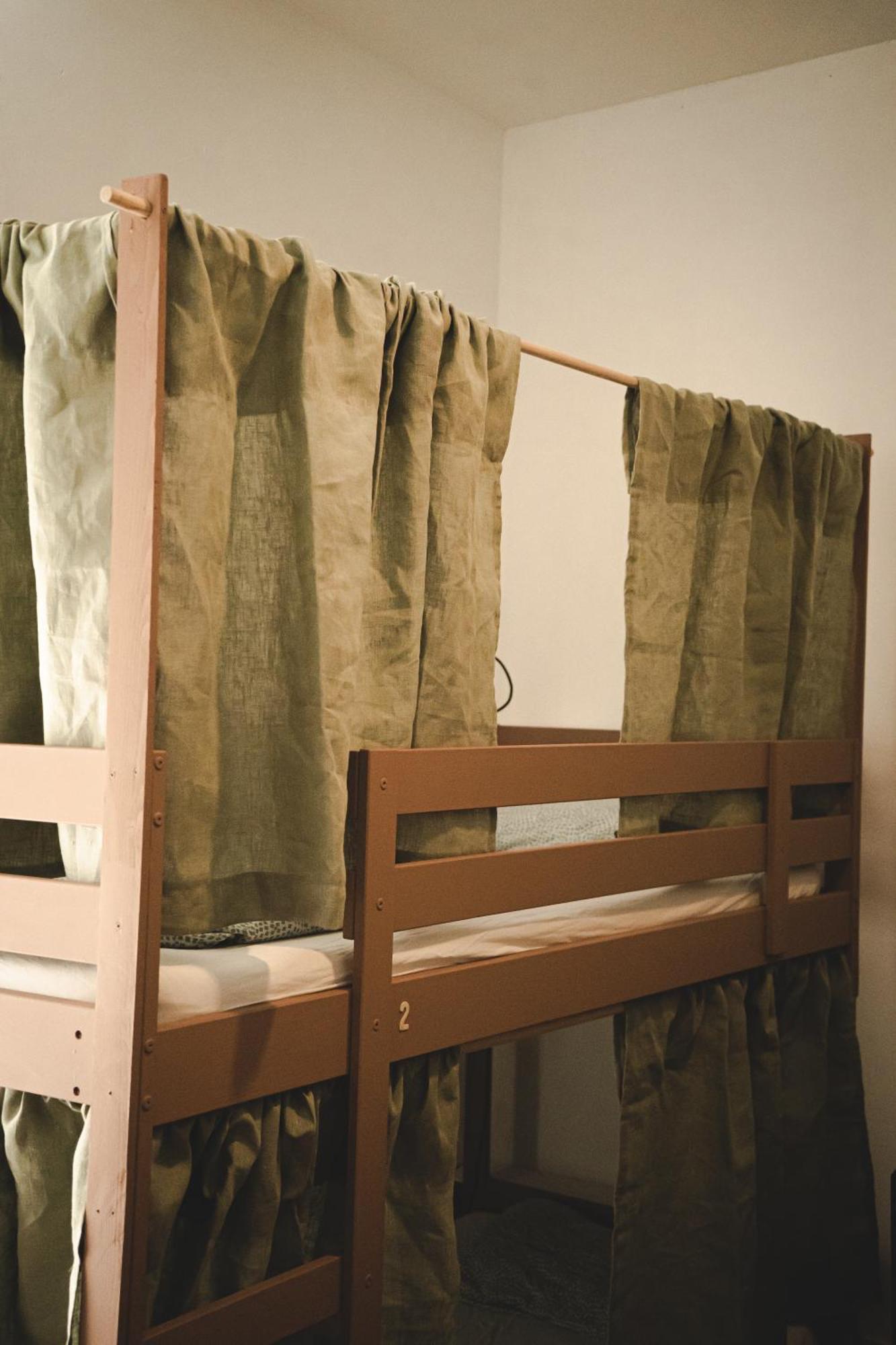 Hostel Tamaran House
