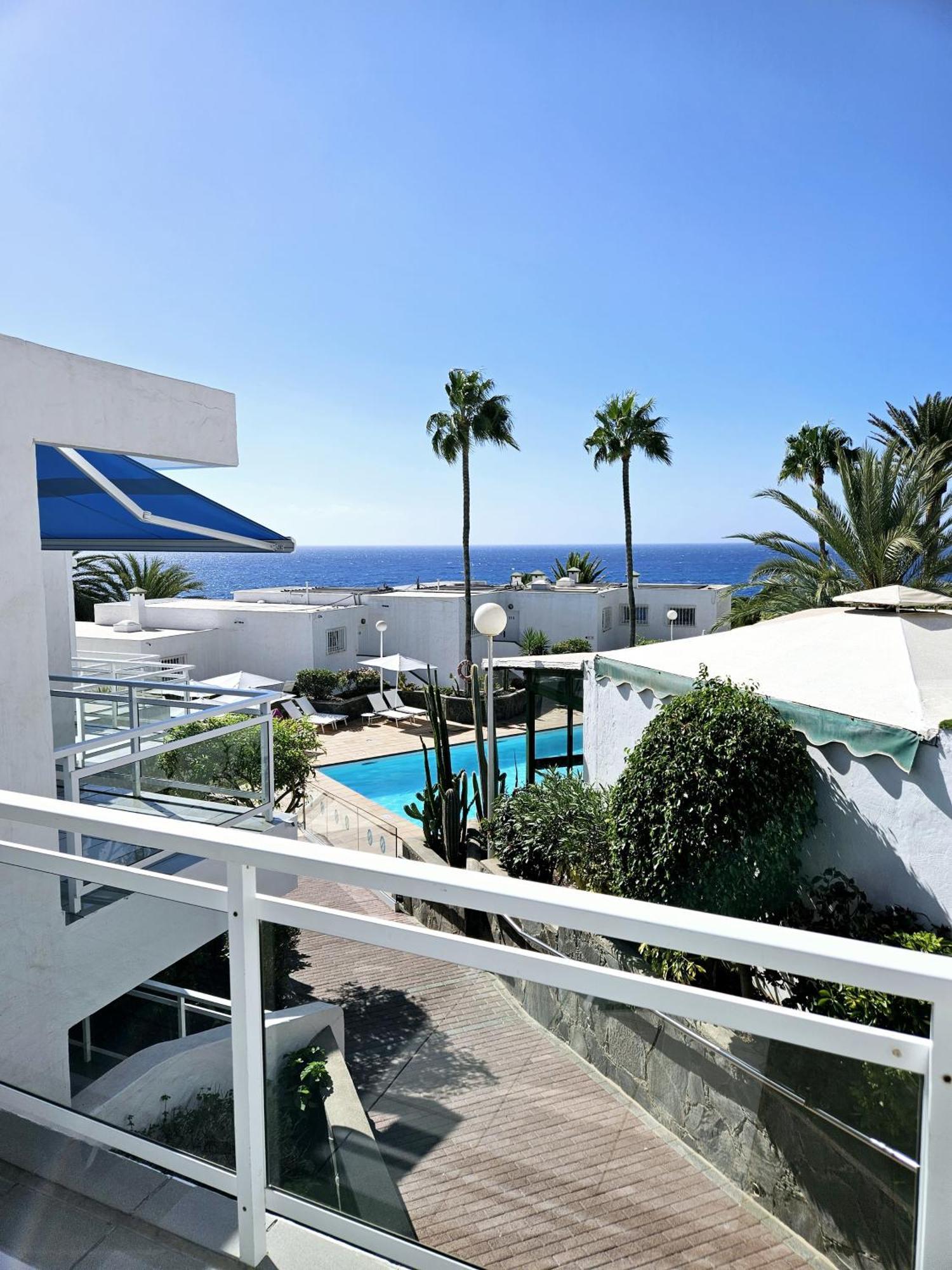 Acapulco Ocean View 2*