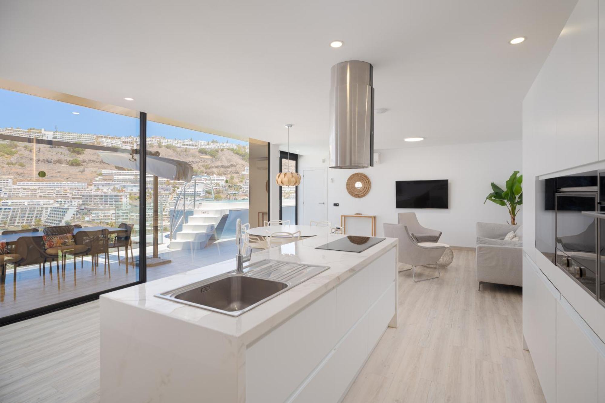 The One Luxury Appartement *
