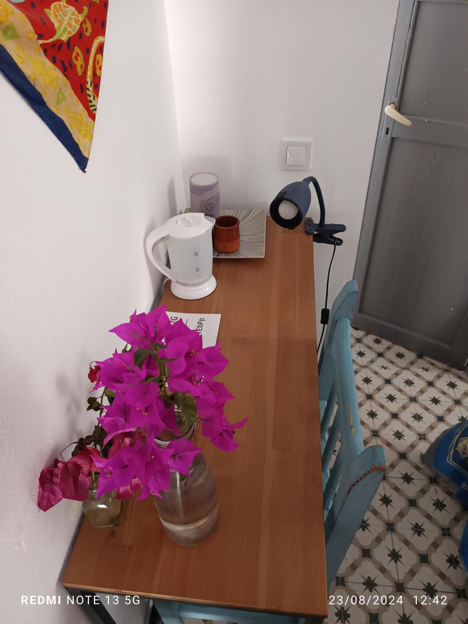 Acoran Family Guests House With Included Morning Yoga Practice