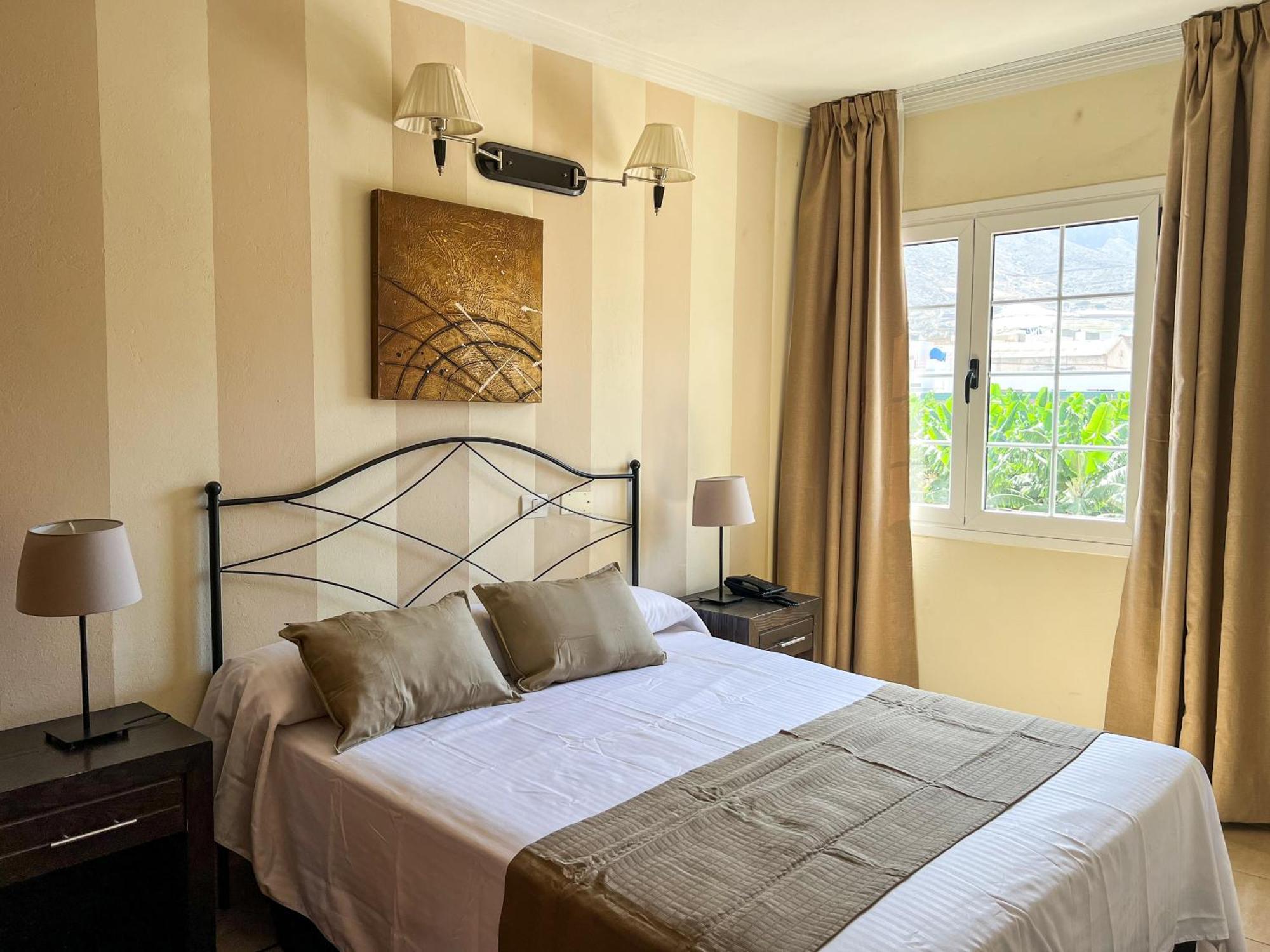 Hotel La Aldea 3*