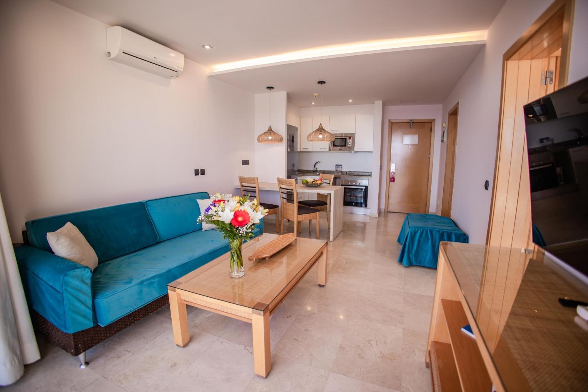 Aparthotel Serenity Amadores 3*