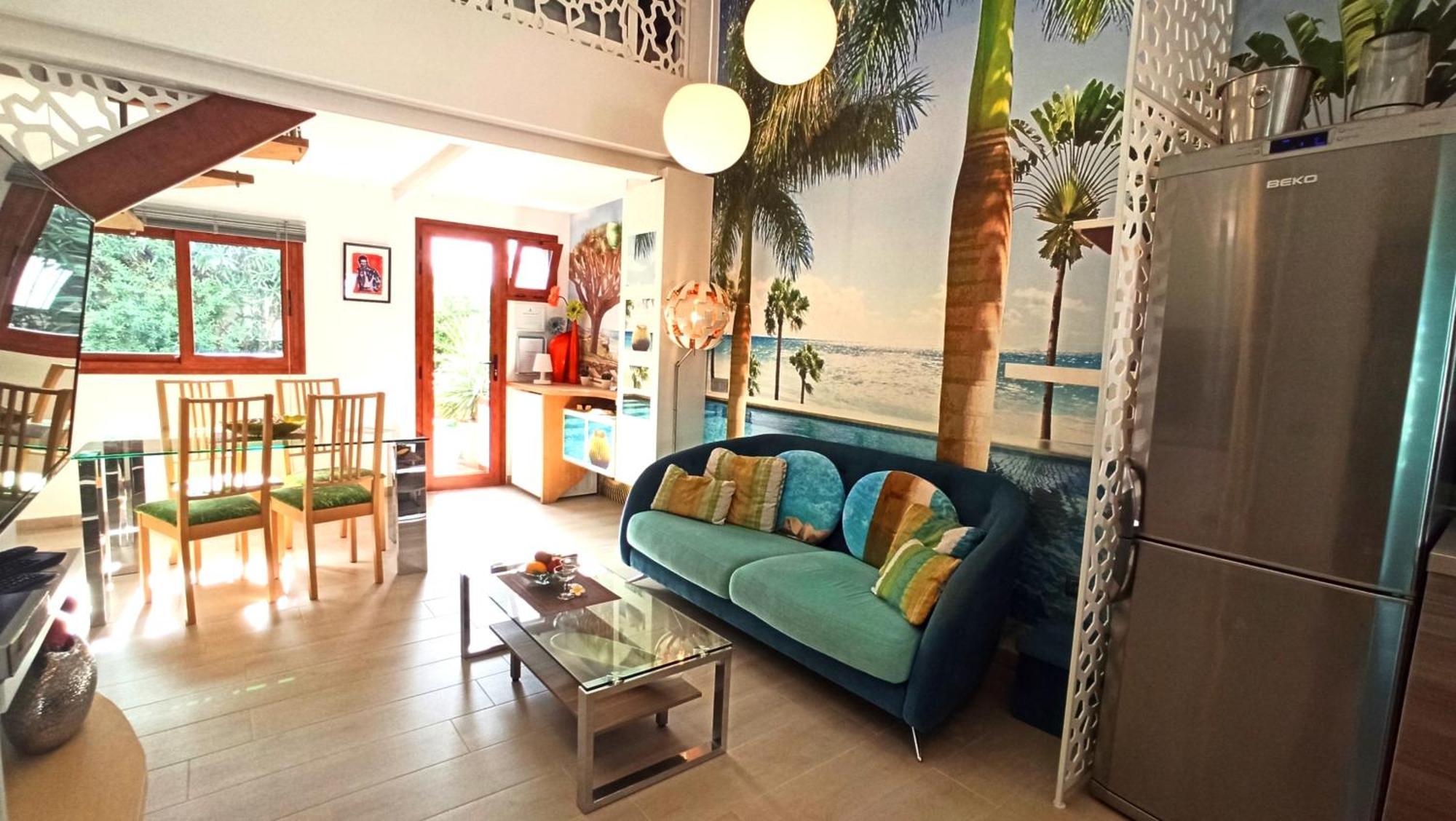 Birdcage Gay Men And Lifestyle (adults Only) Playa del Inglés
