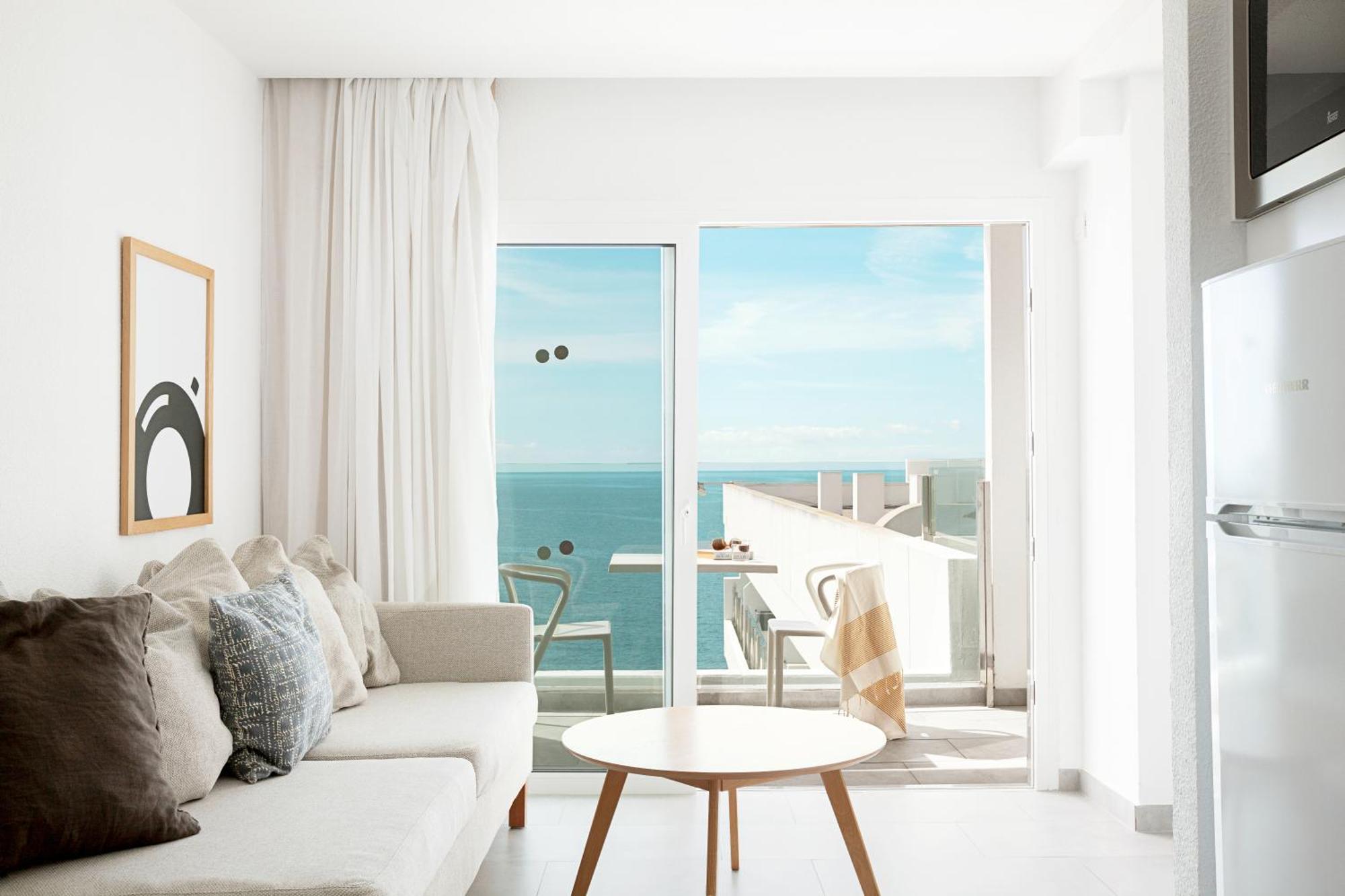 Sunwing Seafront