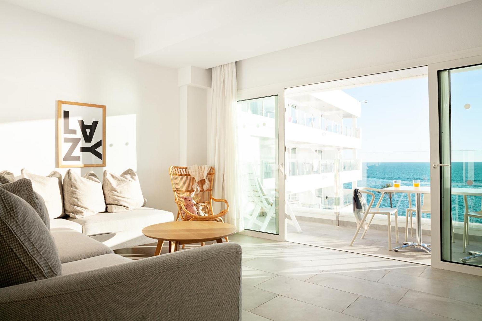 Sunwing Seafront Hotel