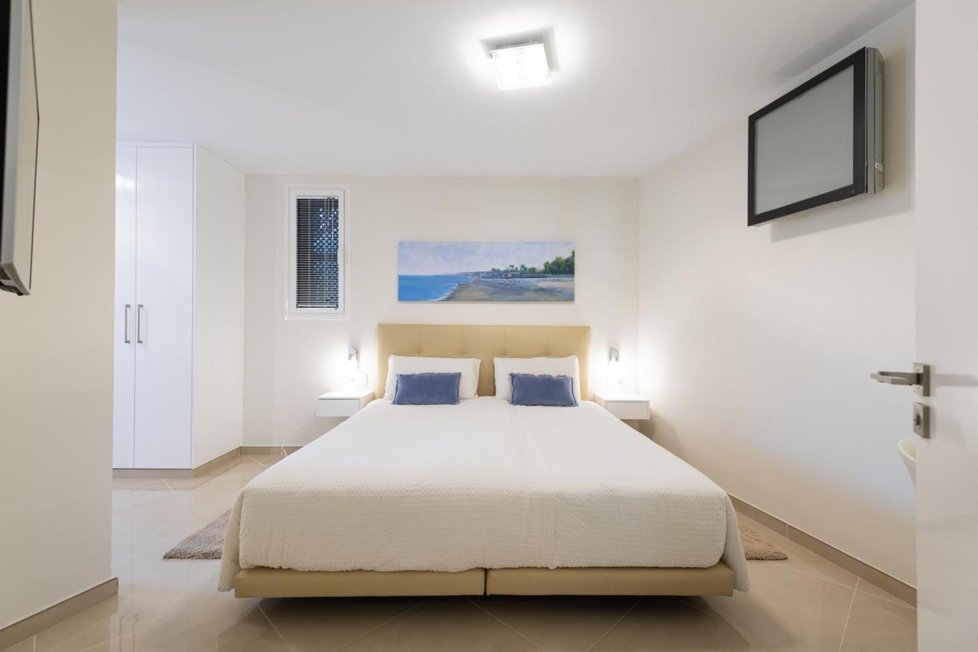 Altamar, 2 Bedroom - By Gestion Vacacional Canarias * Playa Del Aguila (Las Palmas)