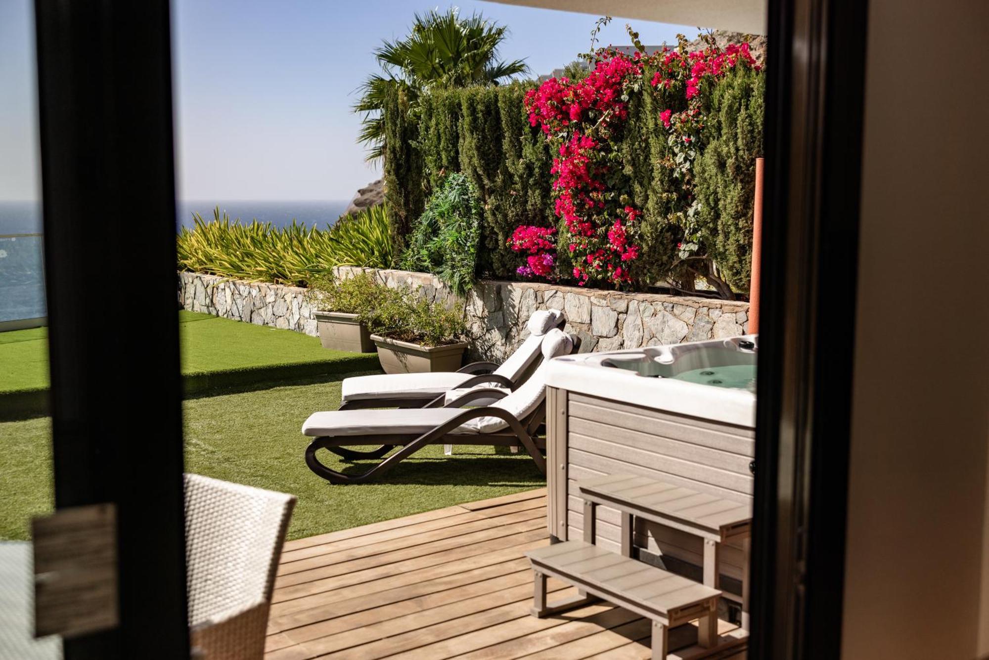 Aparthotel Serenity Amadores 3*