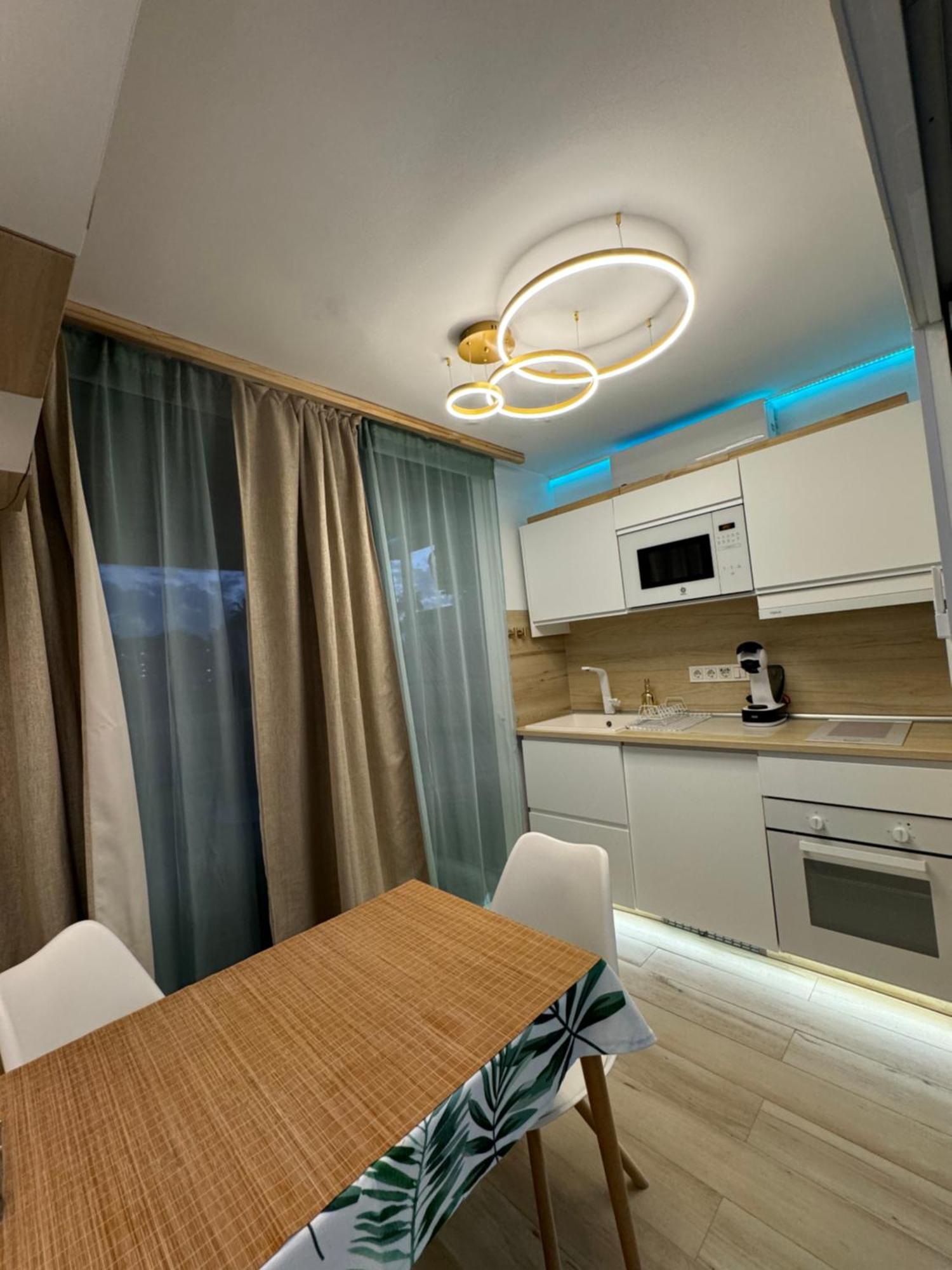 Koka Gold Samboors Apartamento *