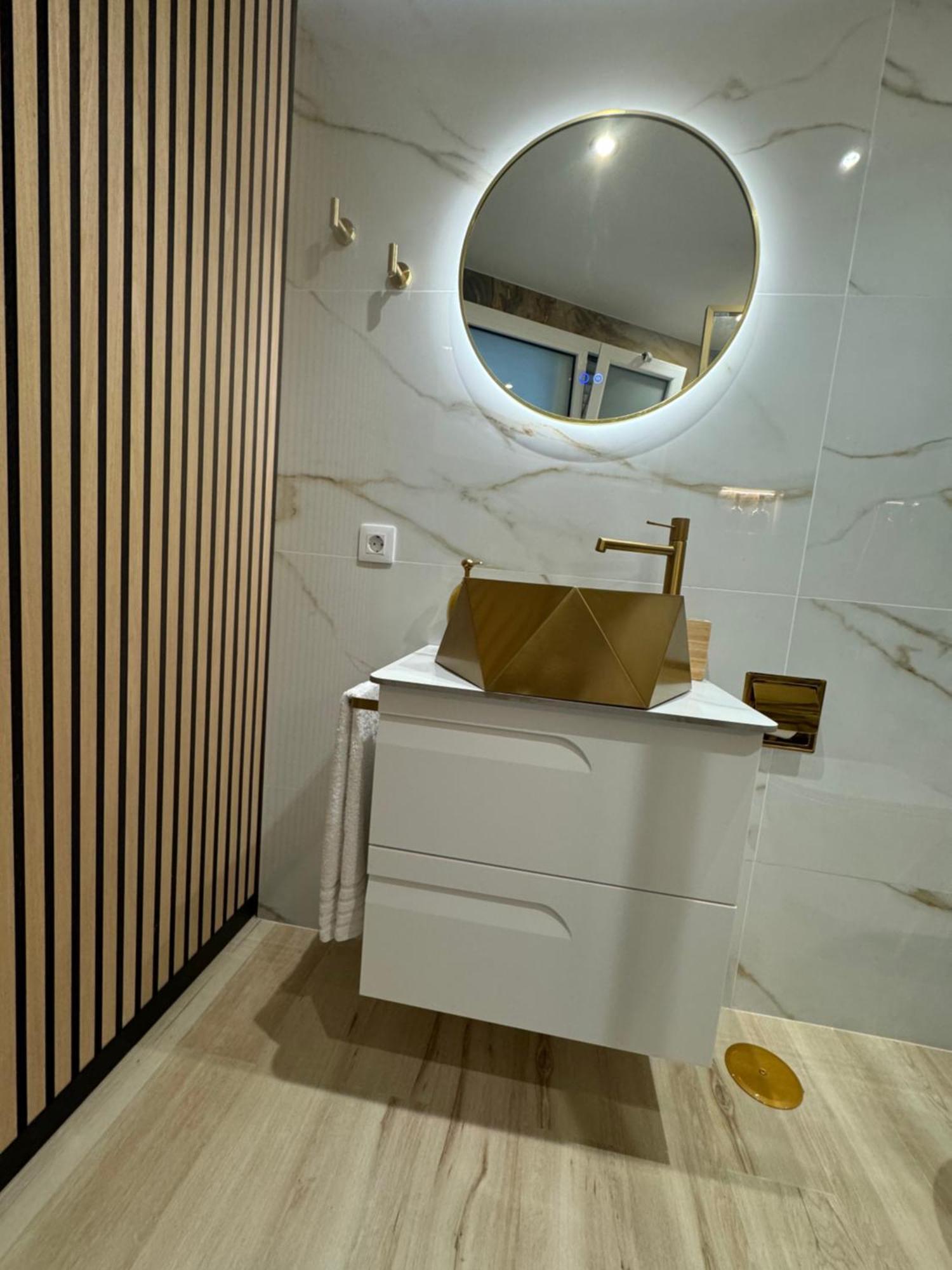 Koka Gold Samboors Apartamento