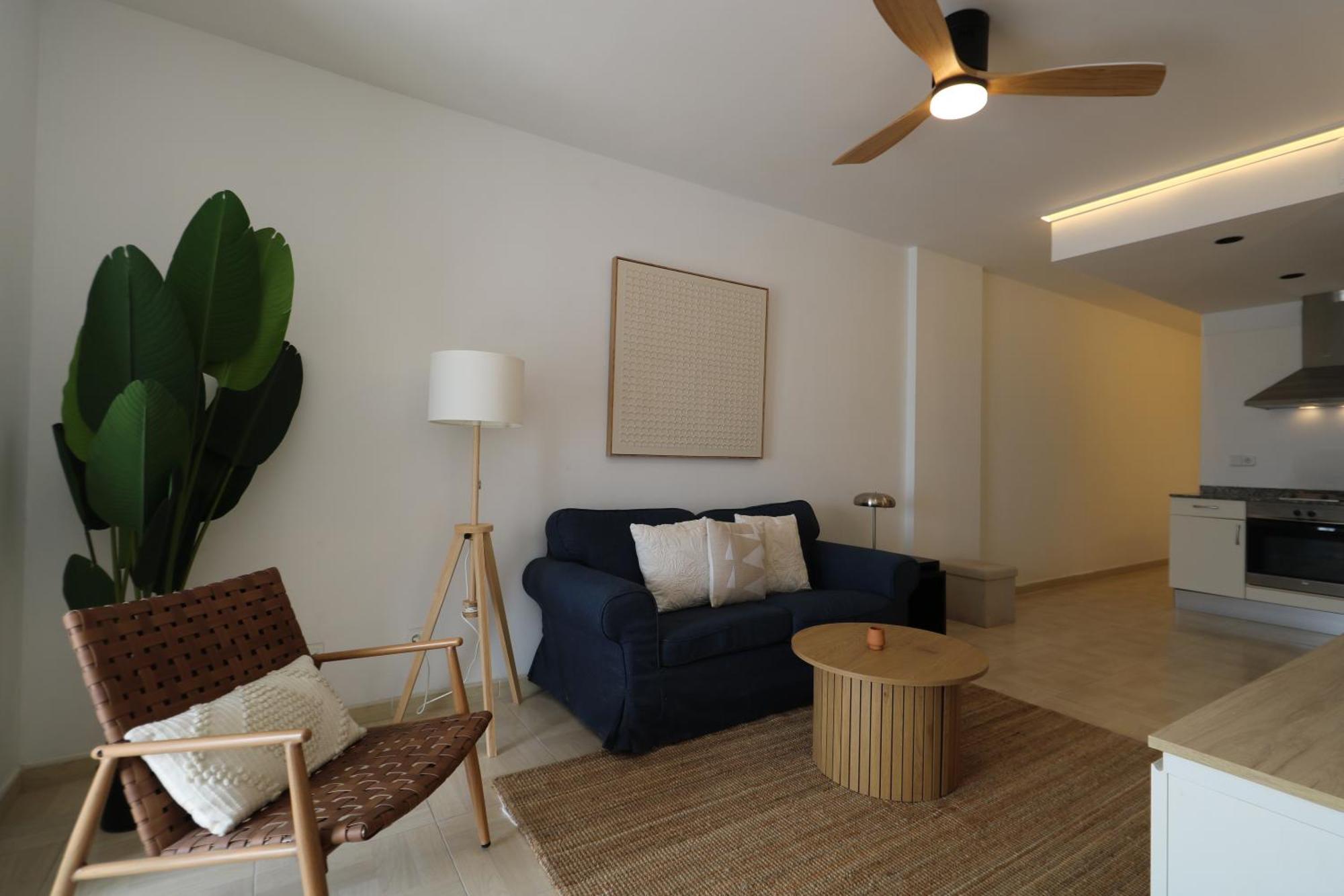Apartment Skyline Beachfront Retreat *