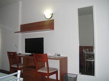 Mhc Arenales 2*