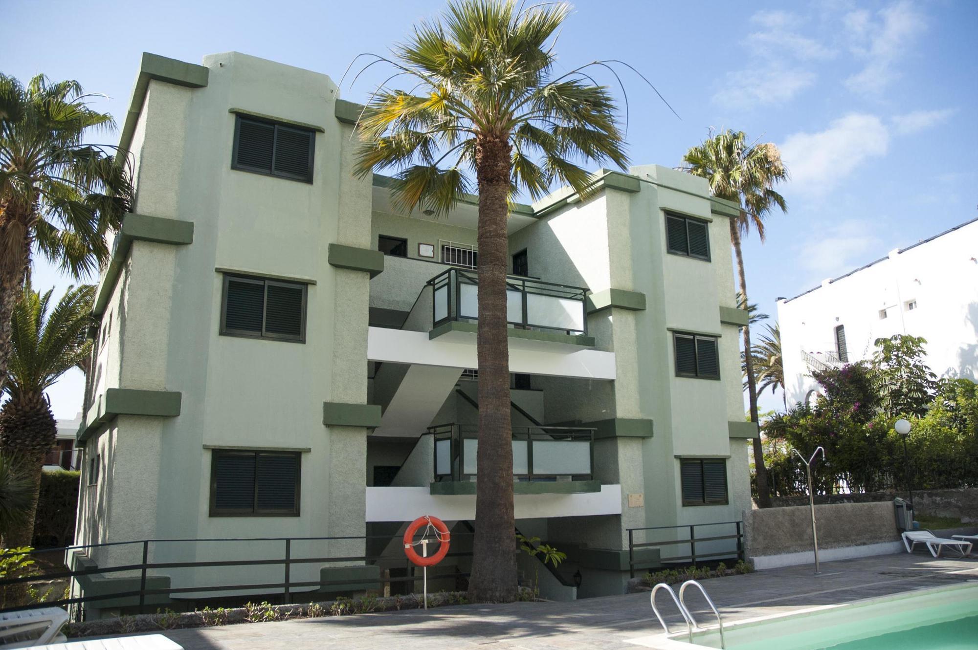 Africana Hotel