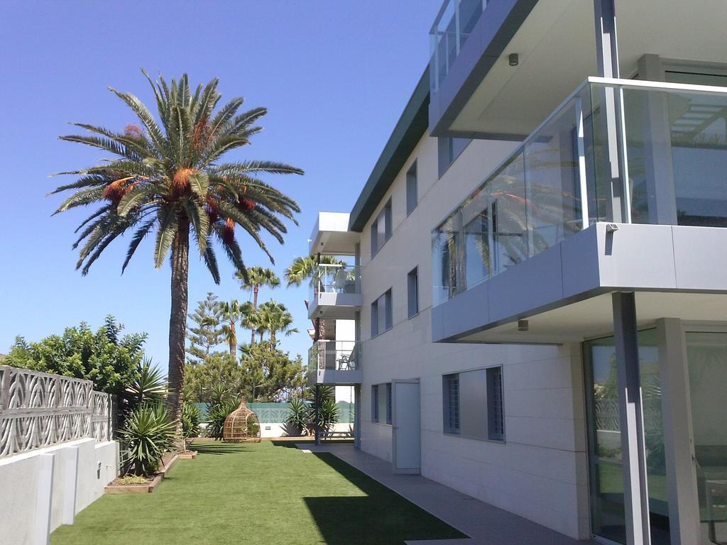 Aparthotel El Yate