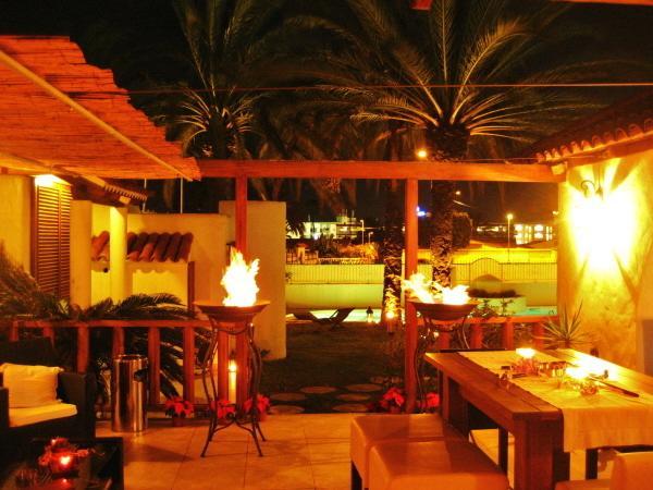 Birdcage Gay Men And Lifestyle (adults Only)