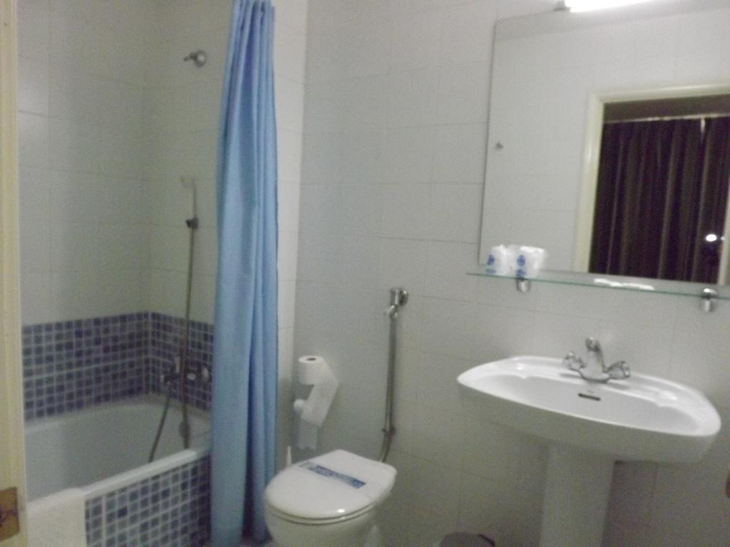 Hotel Cascajos *