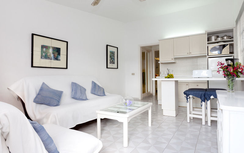 Aparthotel Vista - Adults Only 3*
