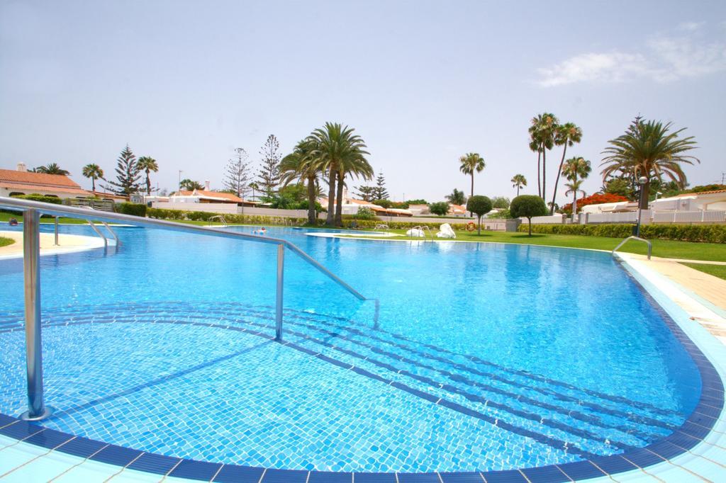 Bahamas Villa *