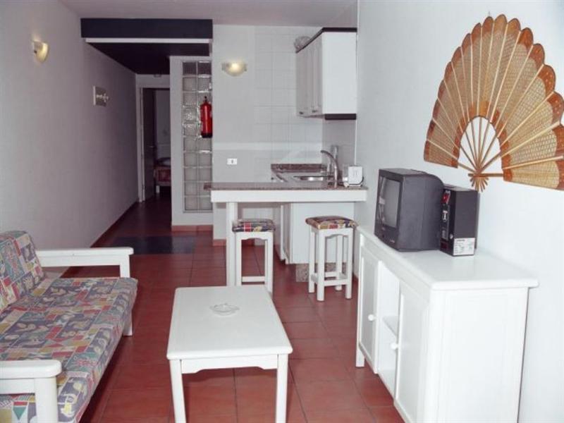 Isla Bonita Aparthotel 5*