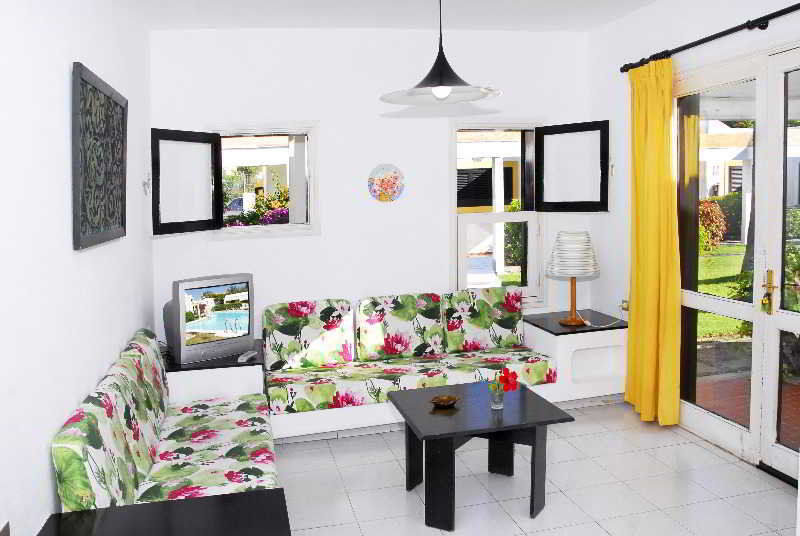 Tajaraste Playa del Ingles (Gran Canaria)