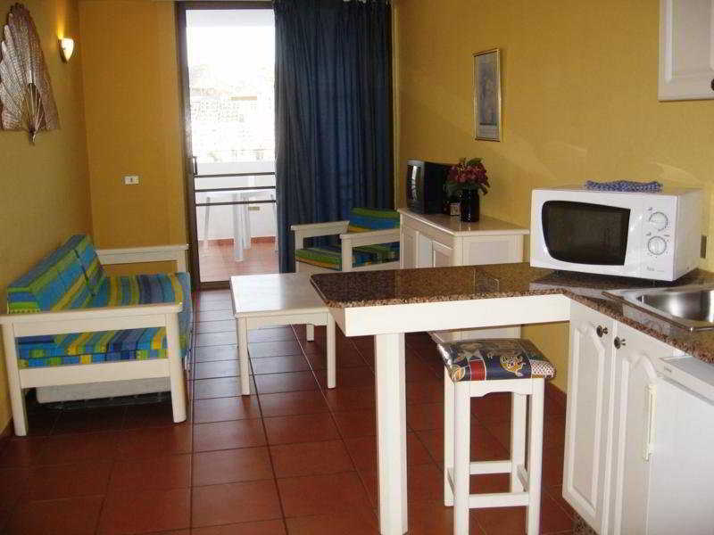 Aparthotel Isla Bonita 5*