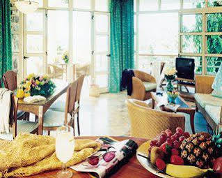 Hotel Club Puerto Anfi 3*