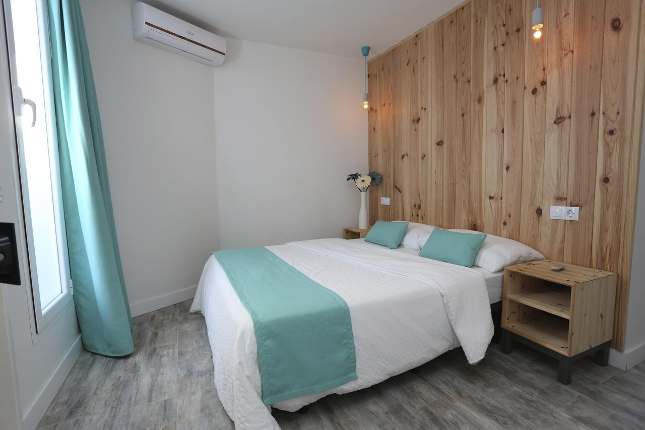 The Vintage Club Caters To Gay Men Hotel