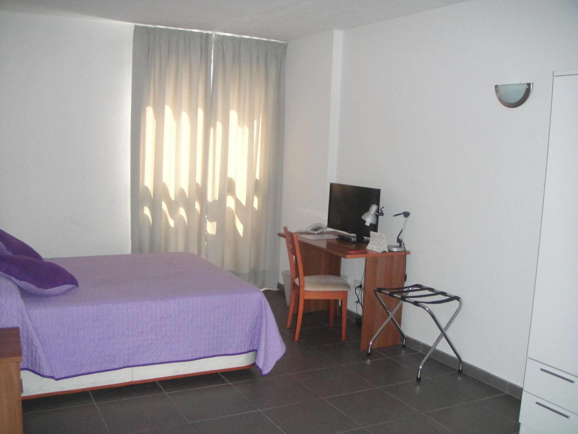 Mhc Arenales Las Palmas