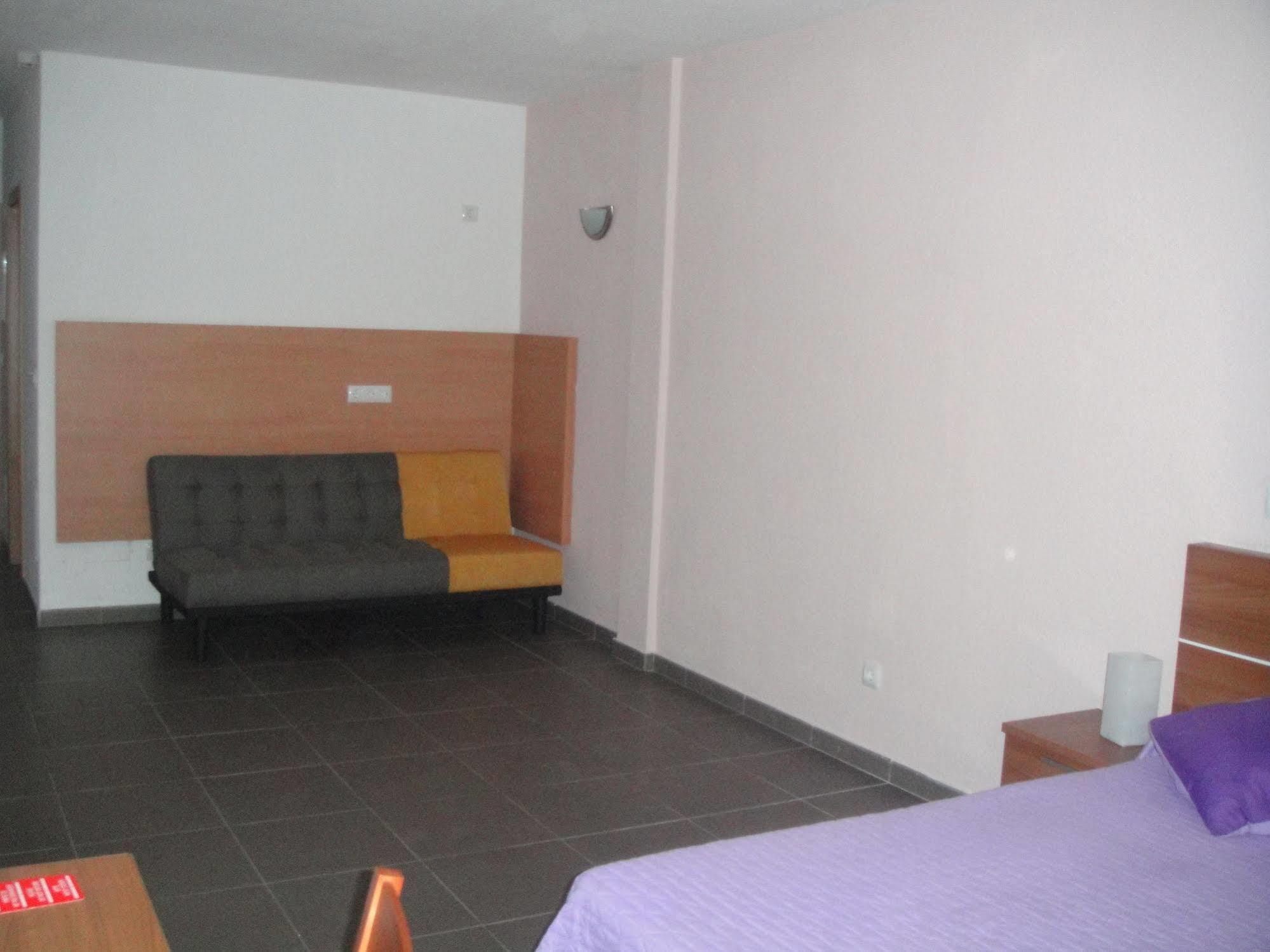 Mhc Arenales Hotel Las Palmas