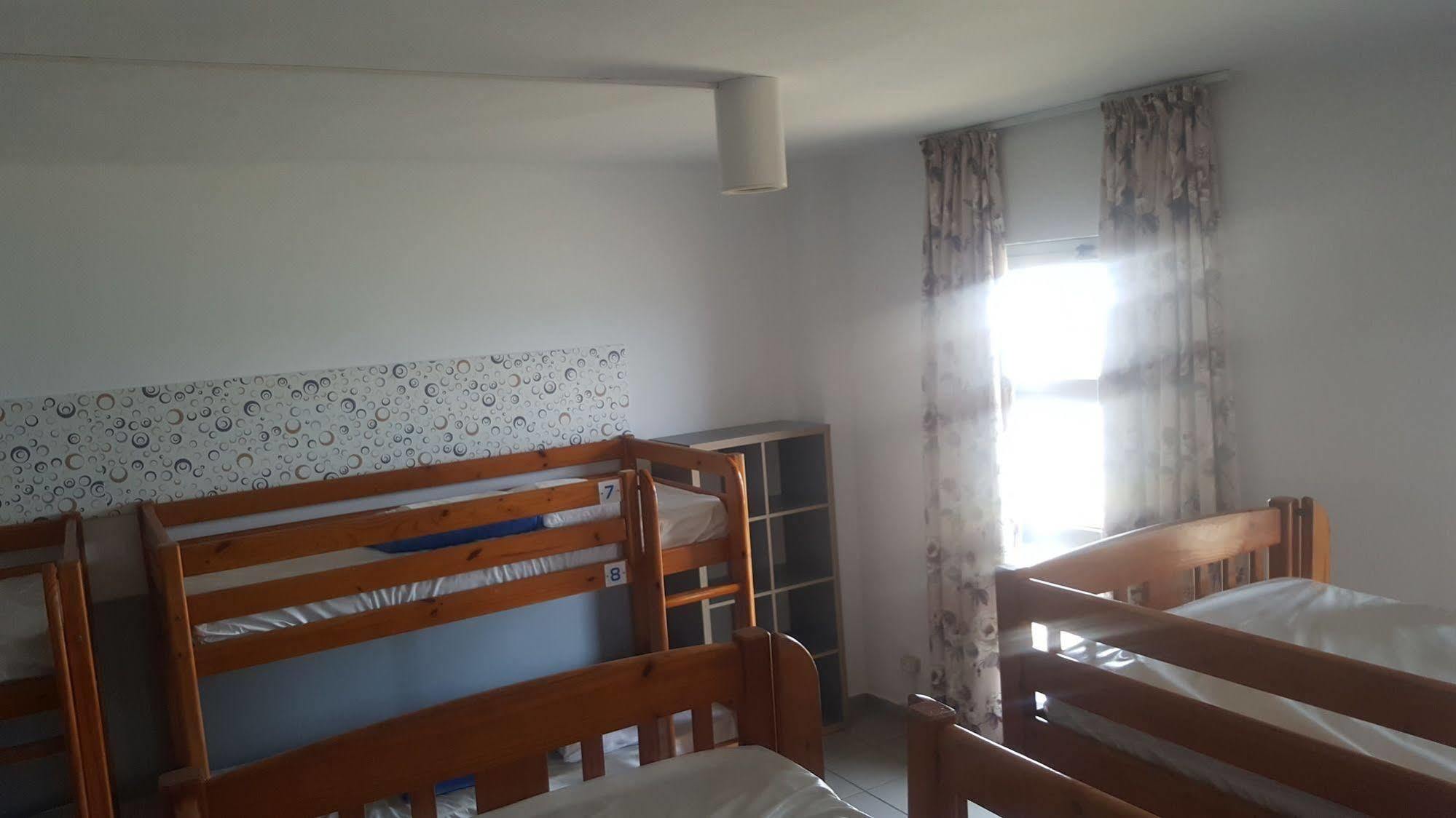 Ciw Hostel *