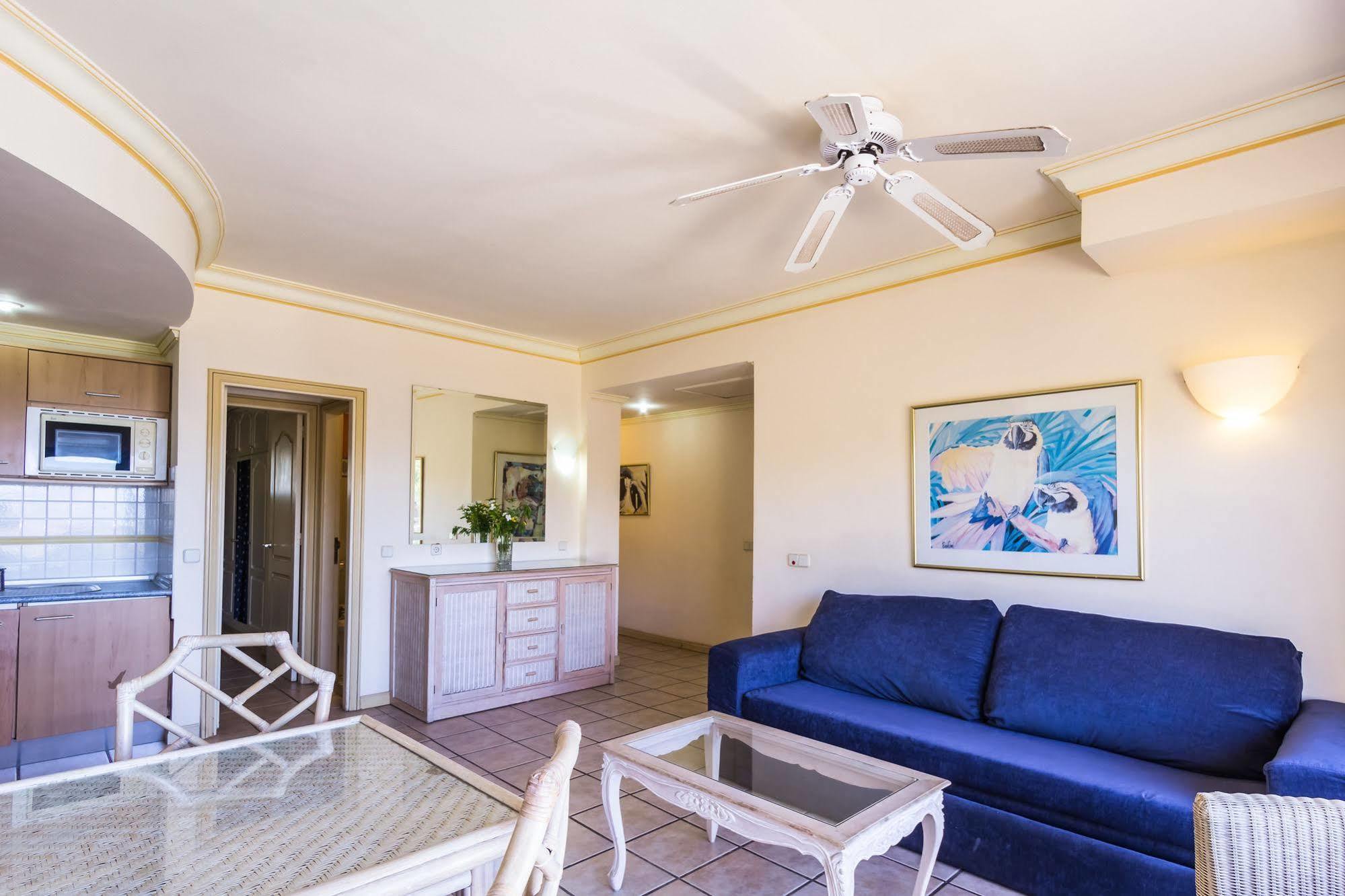 Appartement Bluebay Club *