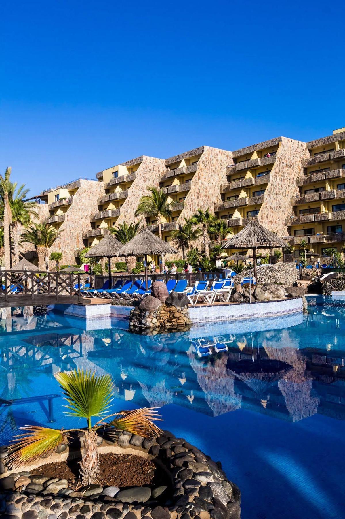 Bluebay Club *