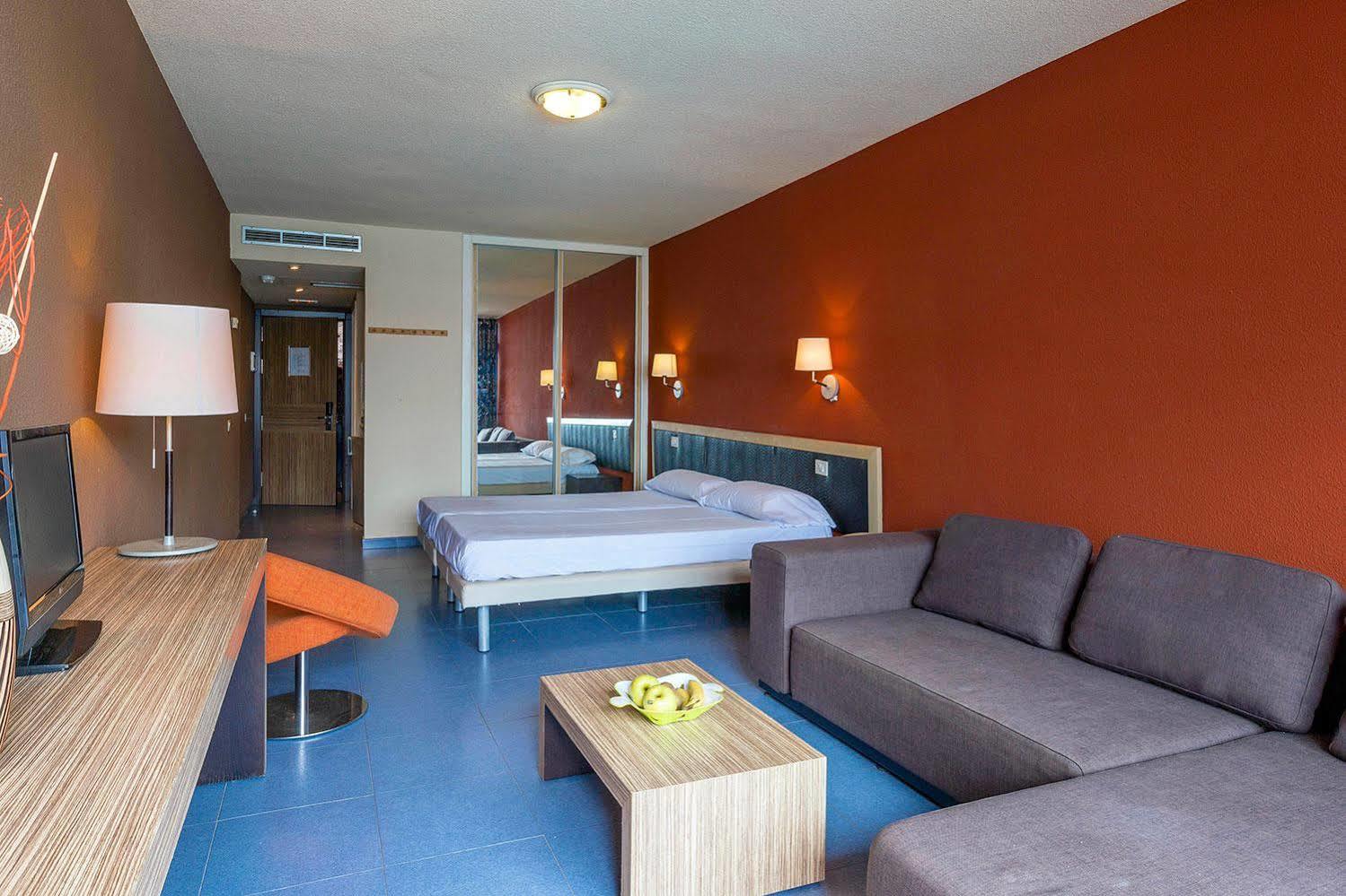 Aparthotel Vistaflor Cura Marina 3*