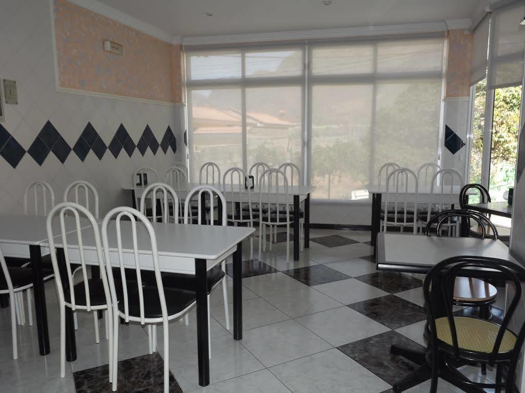 Cascajos Hotel *