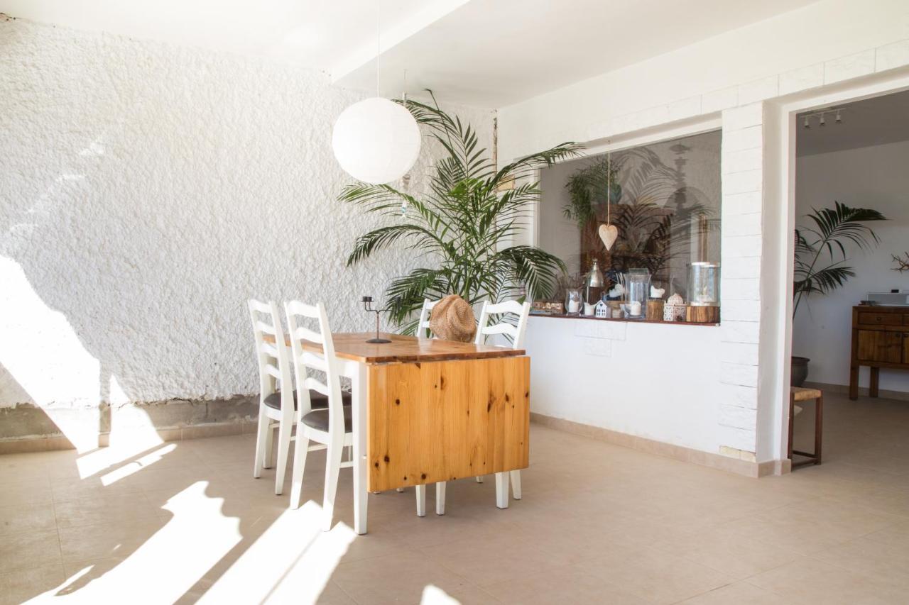 Tauro Platero Beach Bungalow *